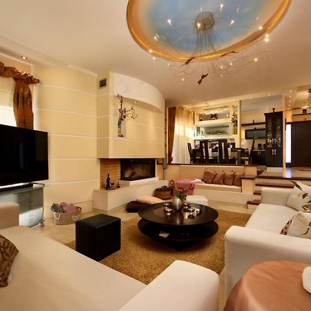 Villa Magic Perla Гоувия Экстерьер фото